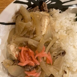 白滝と豆腐の牛丼